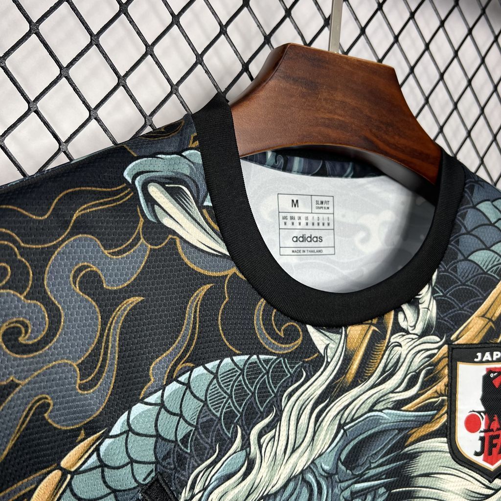 Japon 2024/25 Year of the Dragon Edition Limitée